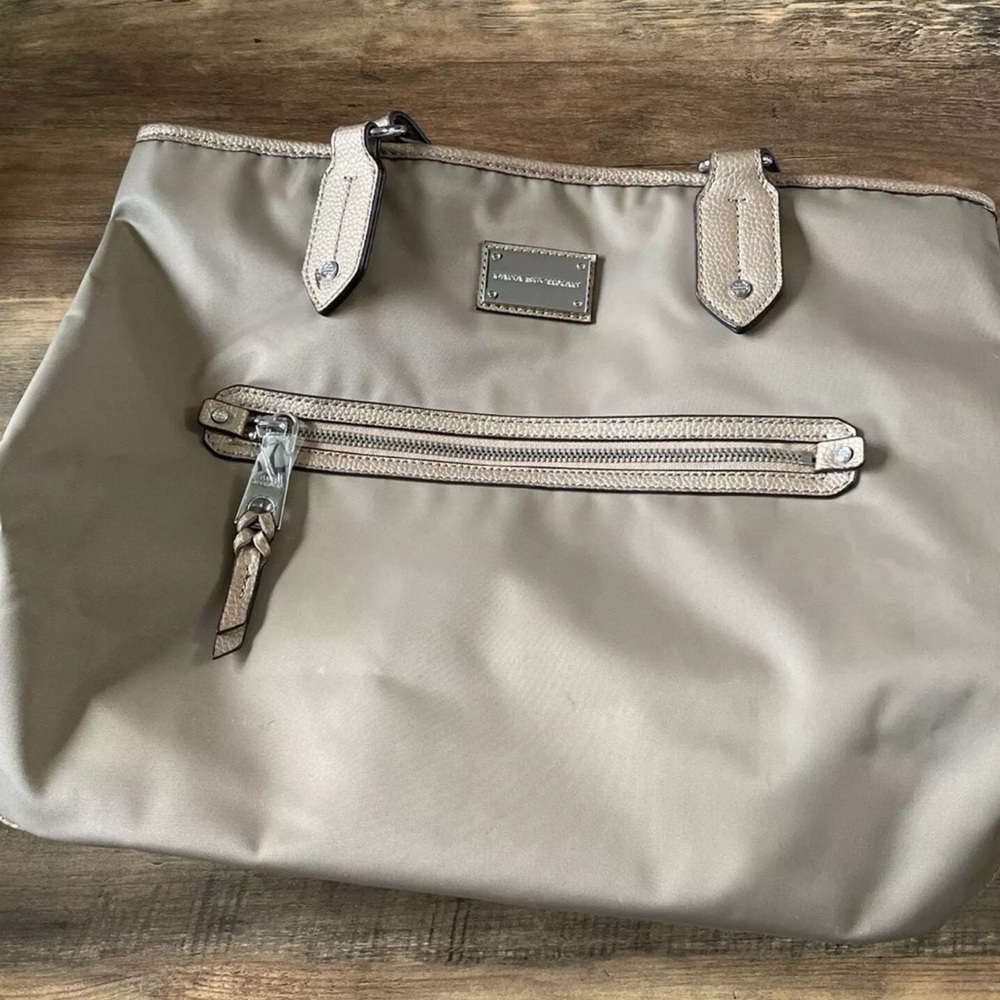 New! Dana Buchman Women's Beige Nylon Tote - Picture 2 of 5